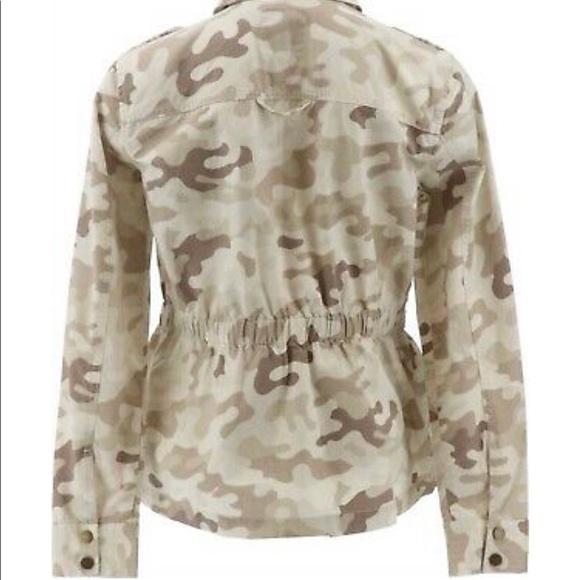 Rachel Hollis Ltd Camo Jacket.  Size Small. - Picture 6 of 10